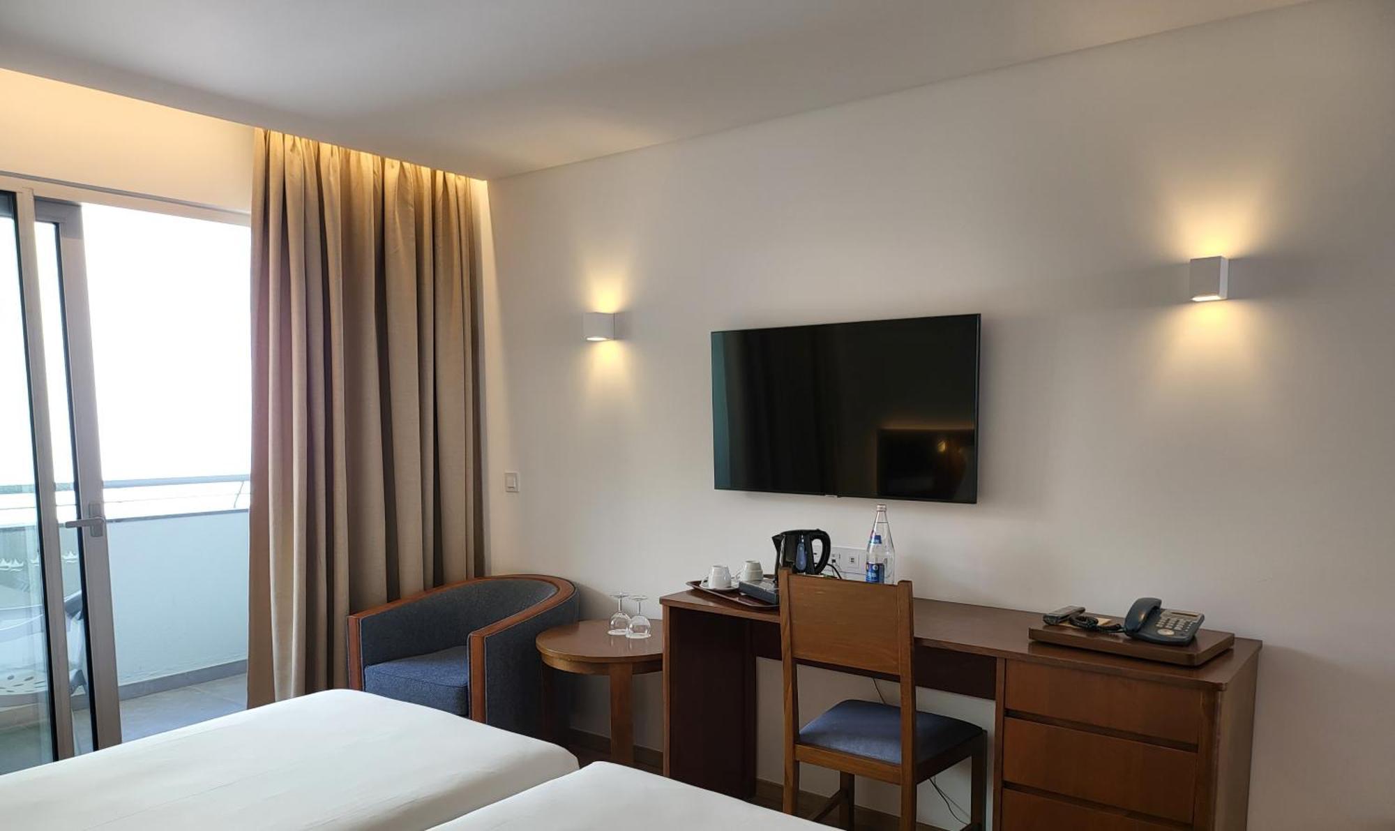 Hotel Roca Mar Caniço Zewnętrze zdjęcie