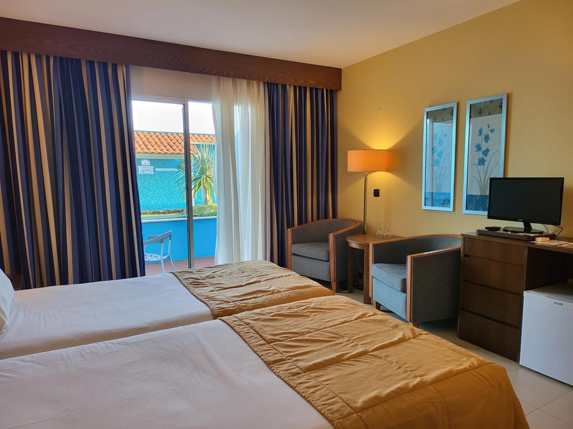 Hotel Roca Mar Caniço Zewnętrze zdjęcie